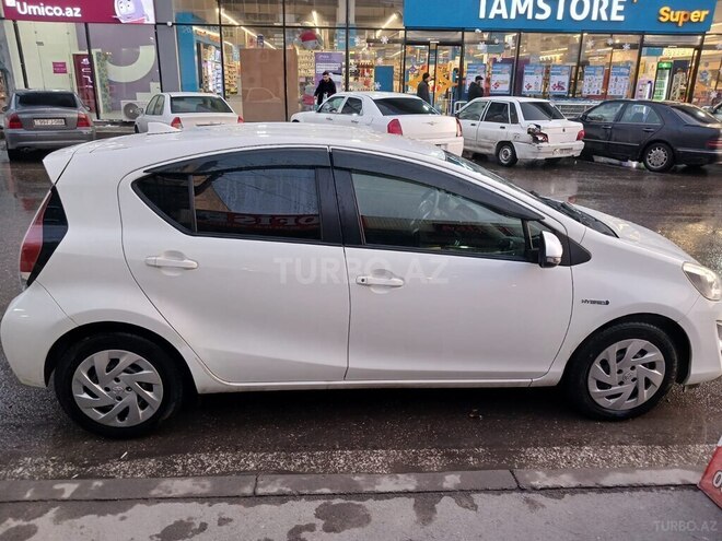 Toyota Aqua 2017, 92,000 km - 1.5 l - Bakı
