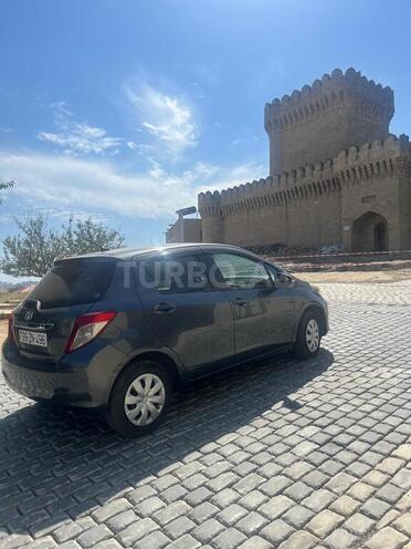 Toyota Vitz 2011, 127,000 km - 1.3 l - Bakı