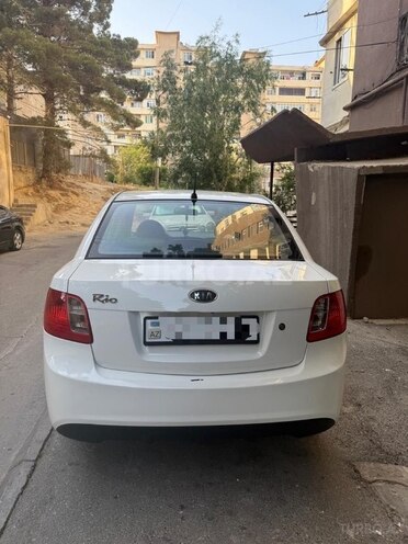Kia Rio 2011, 220,000 km - 1.4 l - Bakı