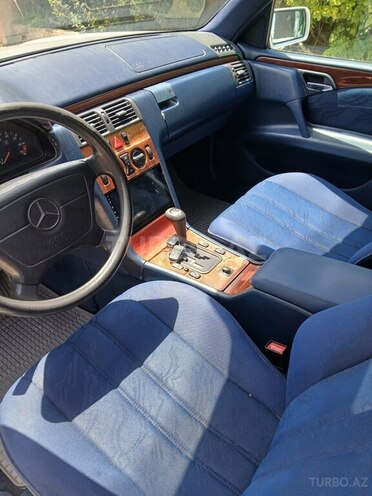 Mercedes C 230 1996, 309,932 km - 2.3 l - Xırdalan