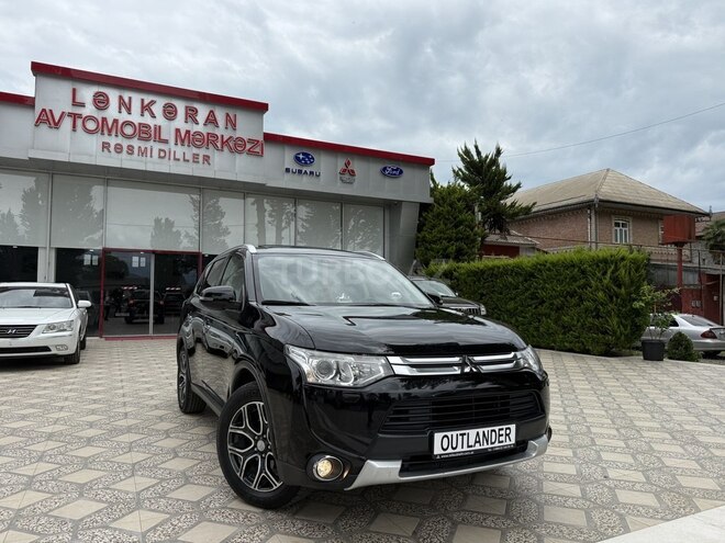 Mitsubishi Outlander-2