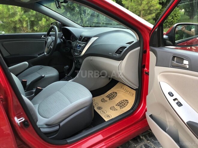 Hyundai Accent 2015, 40,000 km - 1.6 l - Bakı