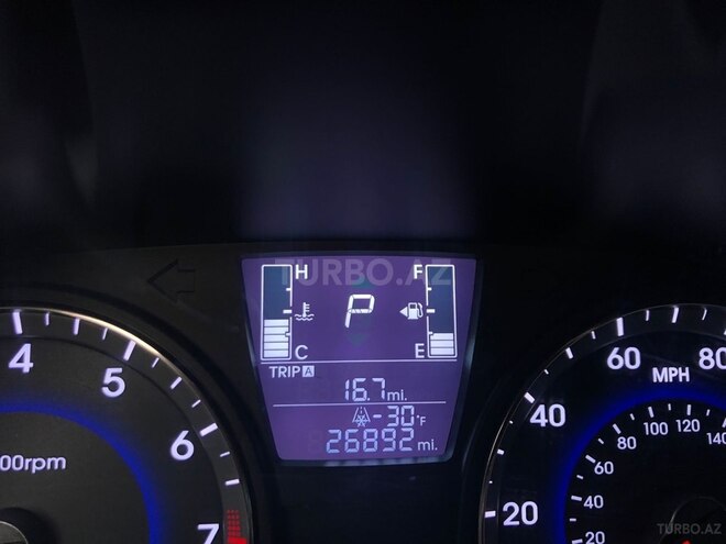 Hyundai Accent 2015, 40,000 km - 1.6 l - Bakı