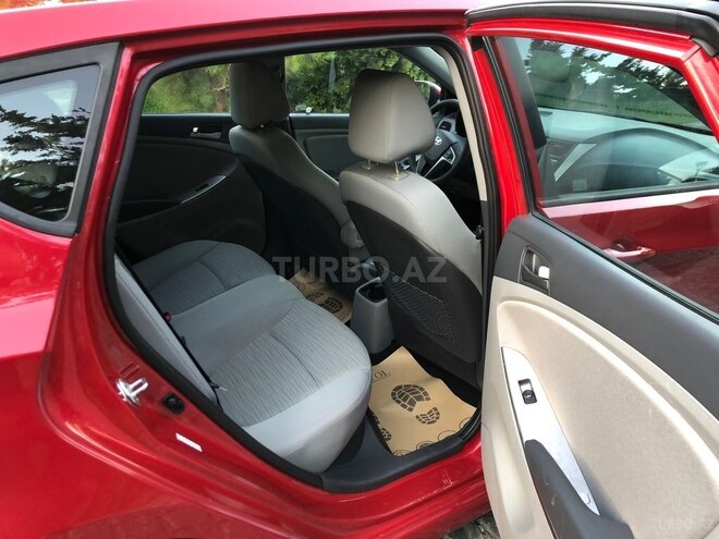 Hyundai Accent 2015, 40,000 km - 1.6 l - Bakı