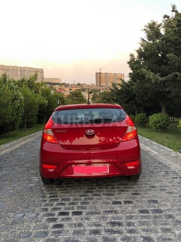Hyundai Accent 2015, 40,000 km - 1.6 l - Bakı