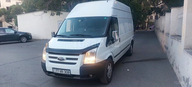 Ford Transit-12