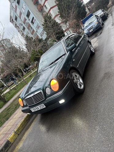 Mercedes E 230 1998, 455,000 km - 2.3 l - Bakı