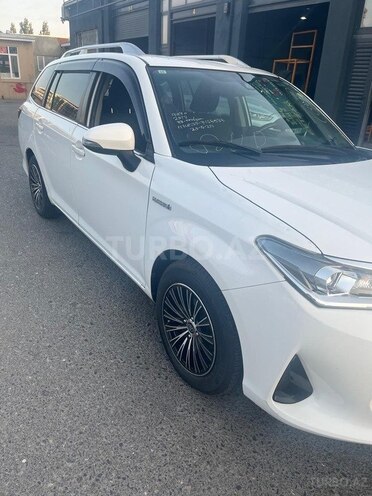 Toyota Corolla Fielder 2017, 88,000 km - 1.5 л - Bakı