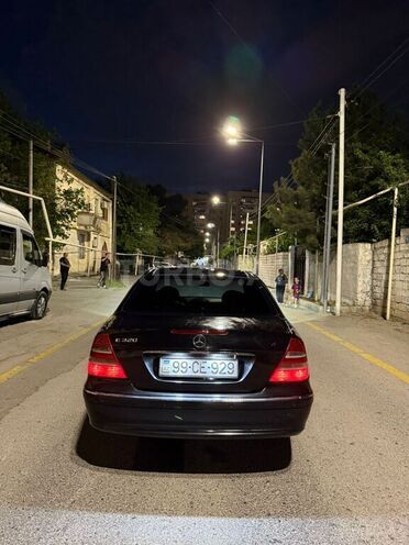 Mercedes E 320 2004, 310,000 km - 3.2 l - Bakı