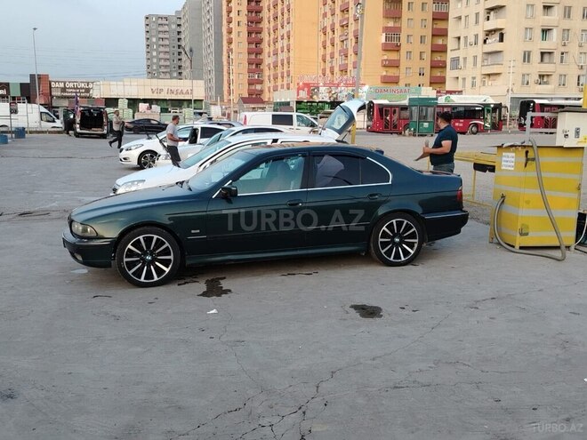 BMW 520 1996, 284,000 km - 2.0 l - Sumqayıt