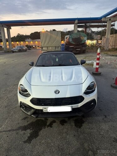 Abarth 124 Spider-1