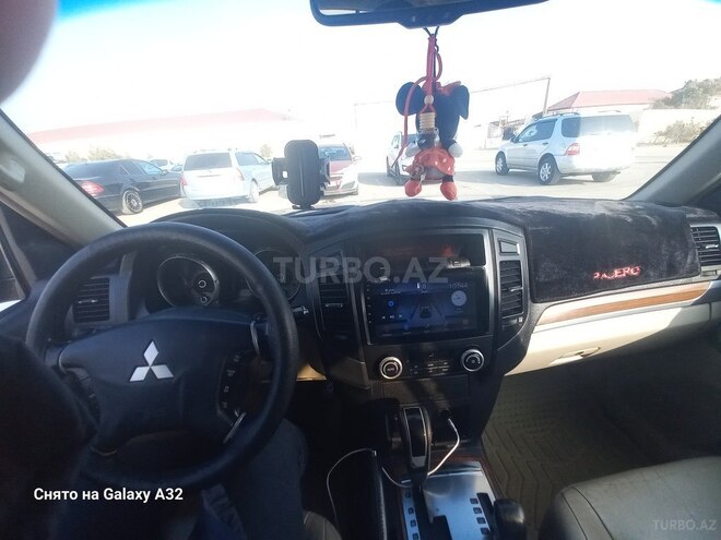 Mitsubishi Pajero 2008, 278,267 km - 3.0 л - Bakı