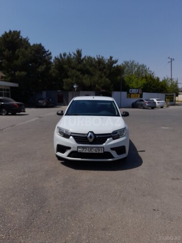 Renault Logan-1