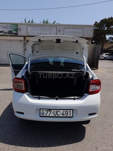 Renault Logan-4