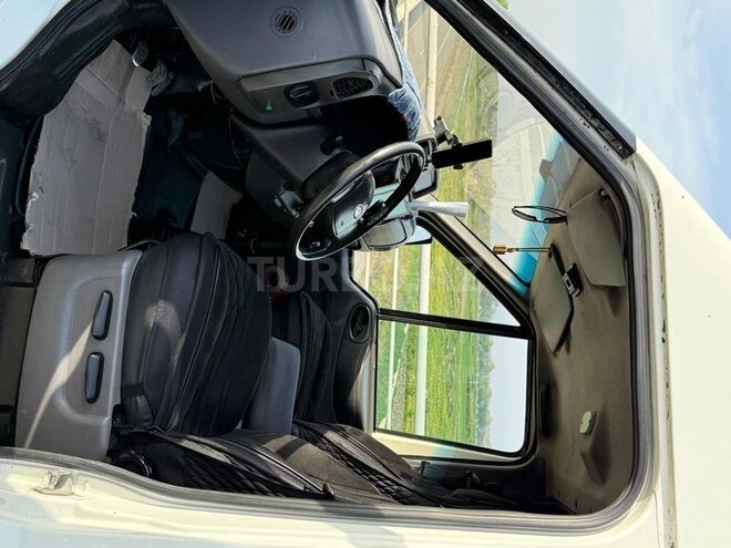 Ford Transit 2002, 365,000 km - 2.4 l - Xaçmaz