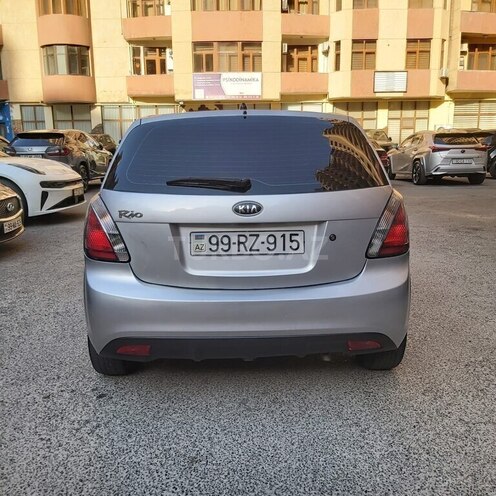 Kia Rio 2010, 215,757 km - 1.4 l - Bakı