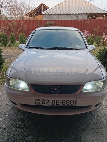 Opel Vectra 1999, 375,685 km - 1.8 l - Zaqatala