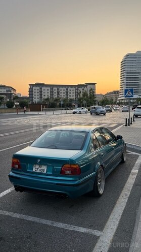 BMW 523 1997, 352,000 km - 2.5 l - Bakı