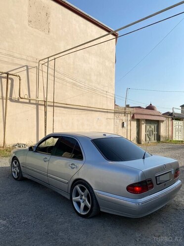 Mercedes E 320 2000, 450,000 km - 3.2 l - Bakı