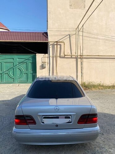 Mercedes E 320 2000, 450,000 km - 3.2 l - Bakı