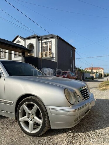 Mercedes E 320 2000, 450,000 km - 3.2 l - Bakı
