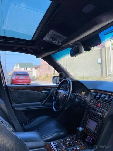 Mercedes E 320 2000, 450,000 km - 3.2 l - Bakı