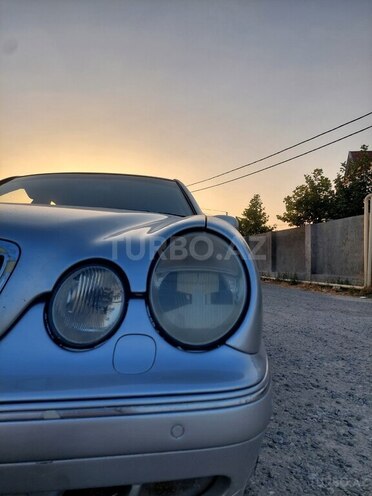 Mercedes E 320 2000, 450,000 km - 3.2 l - Bakı