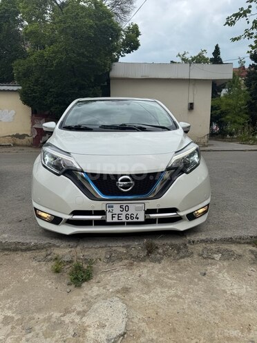 Nissan Note-1