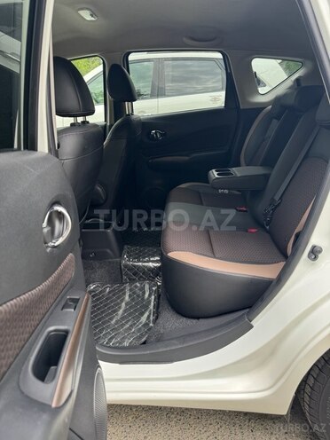 Nissan Note-8