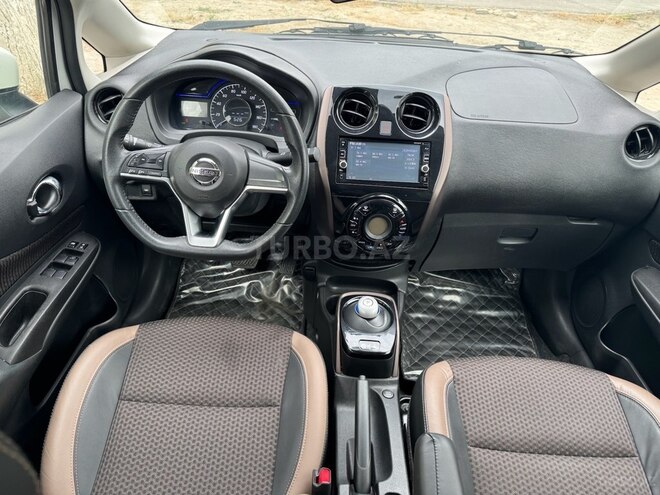 Nissan Note-5