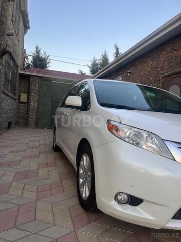 Toyota Sienna 2011, 357,757 km - 3.5 l - Bakı