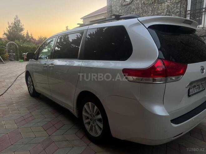Toyota Sienna 2011, 357,757 km - 3.5 l - Bakı