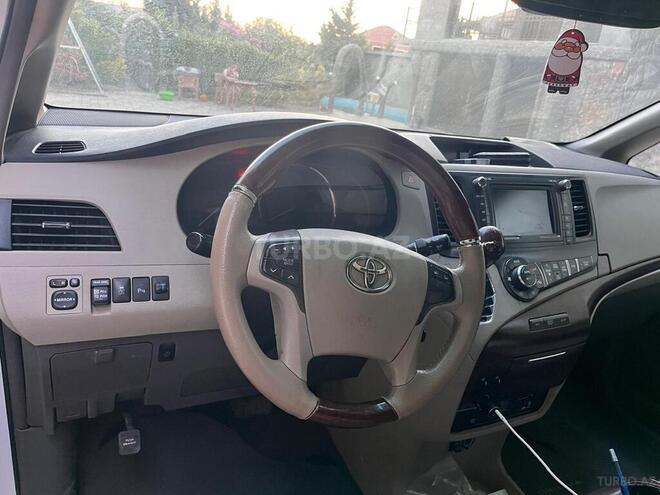 Toyota Sienna 2011, 357,757 km - 3.5 l - Bakı