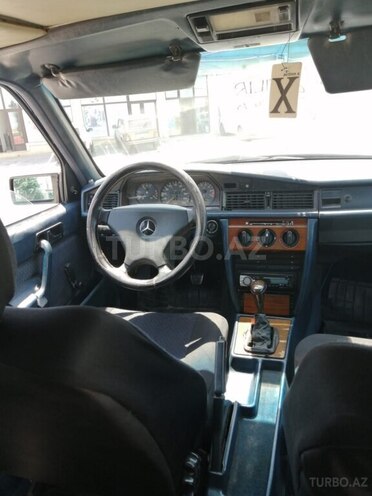 Mercedes 190 1992, 239,100 km - 2.0 l - Bakı