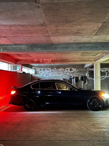 BMW 528 2011, 209,000 km - 2.0 л - Gəncə