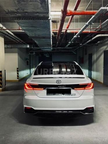 Toyota Camry-3