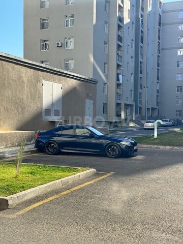 BMW 528 2011, 209,000 km - 2.0 л - Gəncə