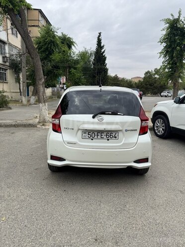 Nissan Note-4