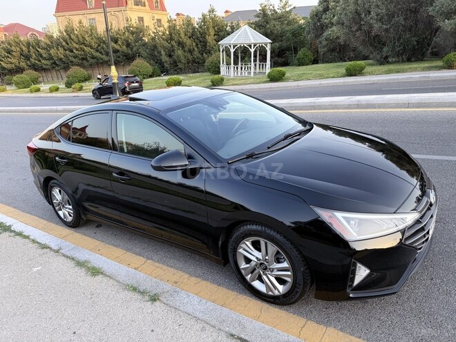 Hyundai Elantra-5