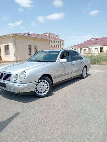 Mercedes E 230 1997, 374,500 km - 2.3 l - Şirvan