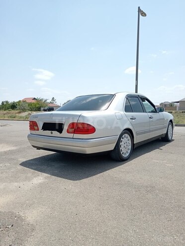 Mercedes E 230 1997, 374,500 km - 2.3 l - Şirvan