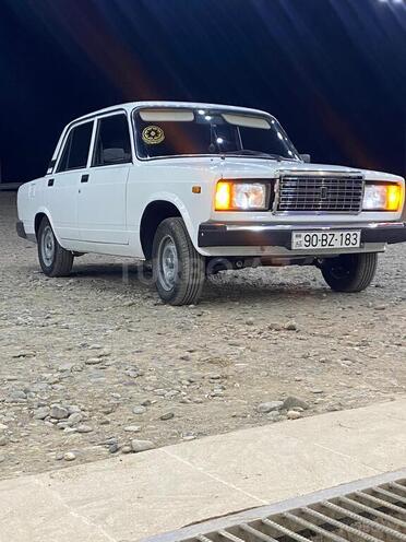 LADA (VAZ) 2107 2008, 48,500 km - 1.6 л - Salyan