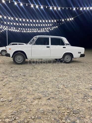 LADA (VAZ) 2107 2008, 48,500 km - 1.6 л - Salyan