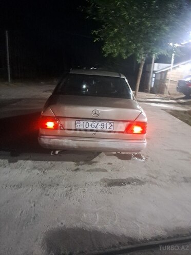 Mercedes E 300 d 1986, 600,000 km - 3.0 l - Füzuli
