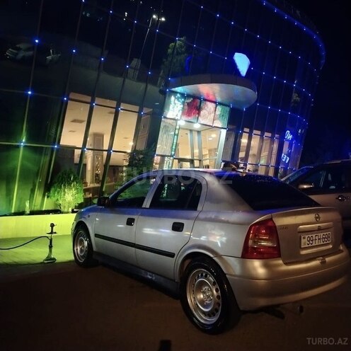 Opel Astra 2001, 250,000 km - 1.6 l - Qusar