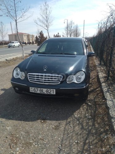 Mercedes C 230 2003, 500,000 km - 2.5 l - Naxçıvan
