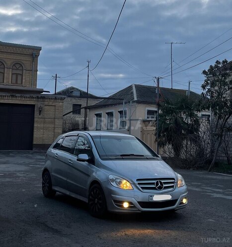Mercedes B 200 2008, 218,147 km - 2.0 l - Gəncə