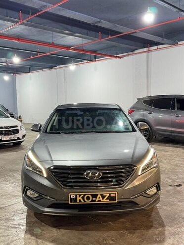 Hyundai Sonata-1