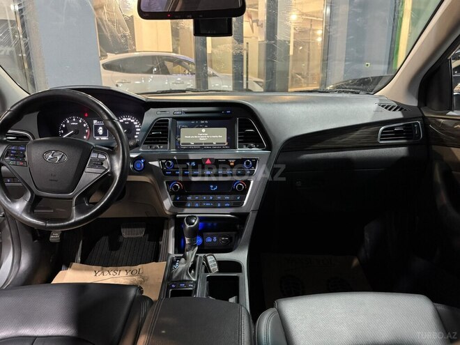 Hyundai Sonata-7