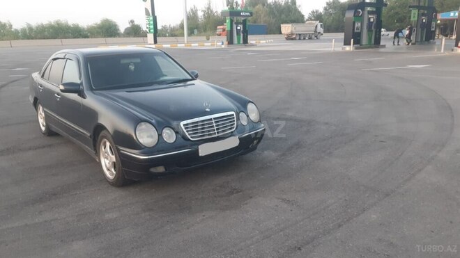 Mercedes E 280 2000, 454,620 km - 2.8 л - Ağdam